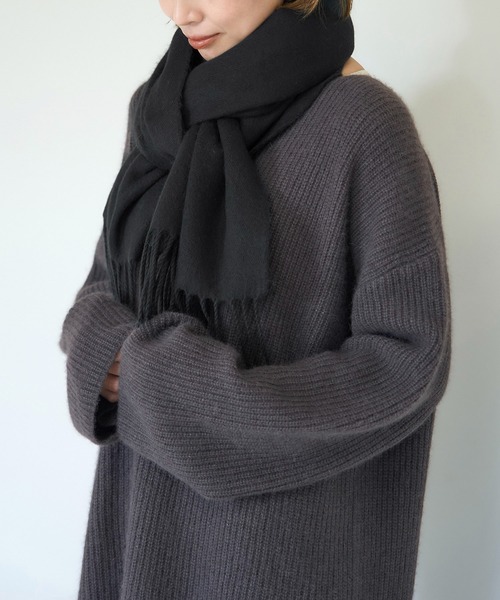 ROPE' PICNIC(ロペピクニック)の「シアバター加工・静電気防止/カラーソリッドストール(ストール/ショール・レディース・ブラック/ブルー系その他4/グレー/キナリ/ベージュ・FREE)」の6枚目の写真