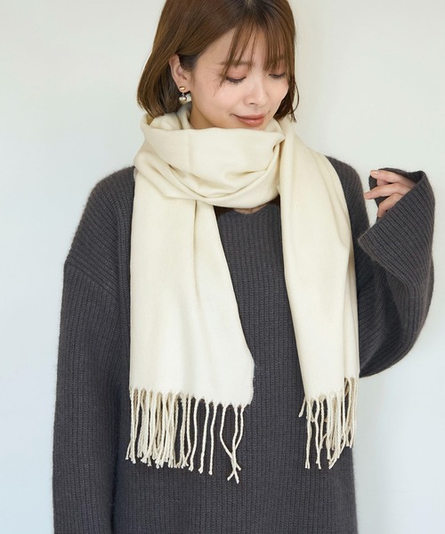 ROPE' PICNIC(ロペピクニック)の「シアバター加工・静電気防止/カラーソリッドストール(ストール/ショール・レディース・ブラック/ブルー系その他4/グレー/キナリ/ベージュ・FREE)」の8枚目の写真