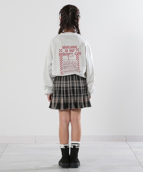 SHOO・LA・RUE（シューラルー）の「◆【110-140cm】クマチャーム付きチェックプリーツスカート（スカート・キッズ・ブルー系6/ブラック系1・11/12/13/14）」の12枚目の写真