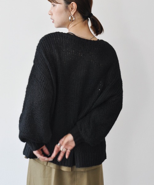 Meli rich(メリーリッチ)の「シアーメッシュニットプルオーバー(ニット/セーター・レディース・ブラック/オフホワイト/チャコールグレー/レッド・FREE)」の7枚目の写真