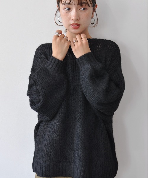 Meli rich(メリーリッチ)の「シアーメッシュニットプルオーバー(ニット/セーター・レディース・ブラック/オフホワイト/チャコールグレー/レッド・FREE)」の12枚目の写真