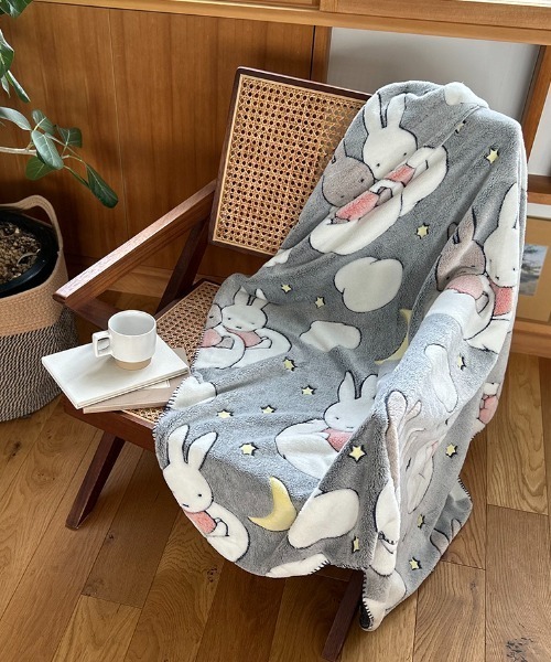 aikoブランケット aikoブランケット エココージーシック ケーブルブランケット｜BAREFOOT