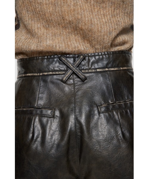 FAUX LEATHER COMPACT ショートパンツ（その他パンツ）｜LAGUA GEM