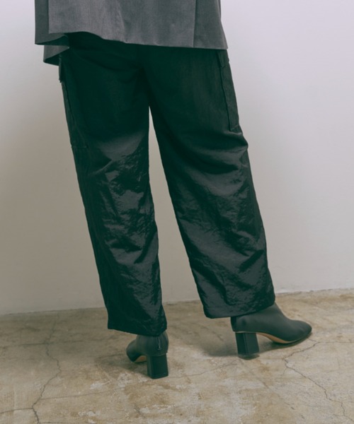 EN NEUME（エンノイム）の「【Set Up】Nylon Twill Cargo Pants（カーゴパンツ・レディース・ブラック/グレー/モカ・FREE）」の19枚目の写真
