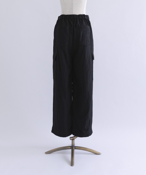 EN NEUME（エンノイム）の「【Set Up】Nylon Twill Cargo Pants（カーゴパンツ・レディース・ブラック/グレー/モカ・FREE）」の9枚目の写真