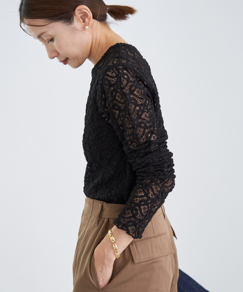 IENA(イエナ)の「《追加2》ペイズリー ストレッチレースプルオーバー(Tシャツ/カットソー・レディース・アイボリー/ブラック・FREE)」の17枚目の写真