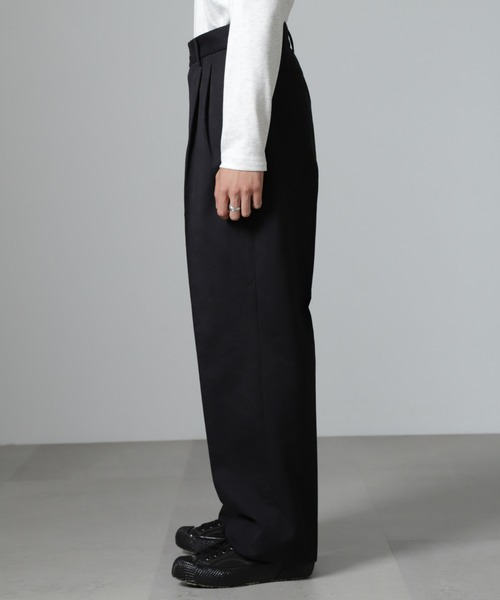 NANO universe(ナノユニバース)の「オイルドライク ワイドタックパンツ(その他パンツ・メンズ・ブラック/カーキ/ネイビー・M/S/L)」の18枚目の写真