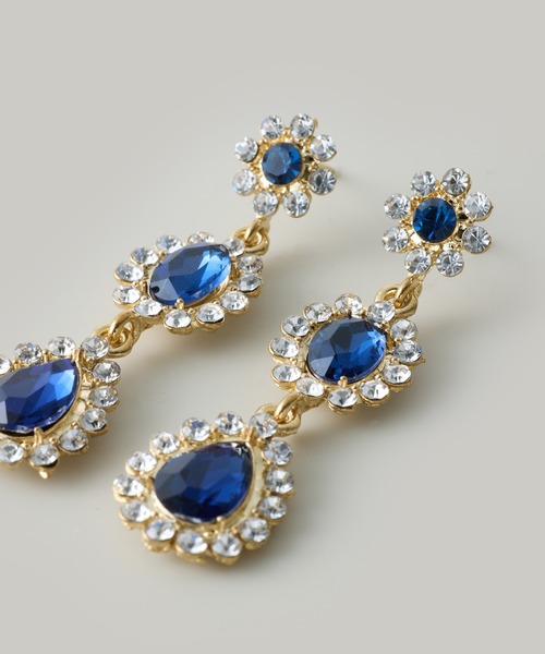 Jolie Toujours(ジョリトゥジュール)の「3連フラワービジューピアス(ピアス(両耳用)・レディース・シルバー/ネイビー/ゴールド・FREE)」の5枚目の写真