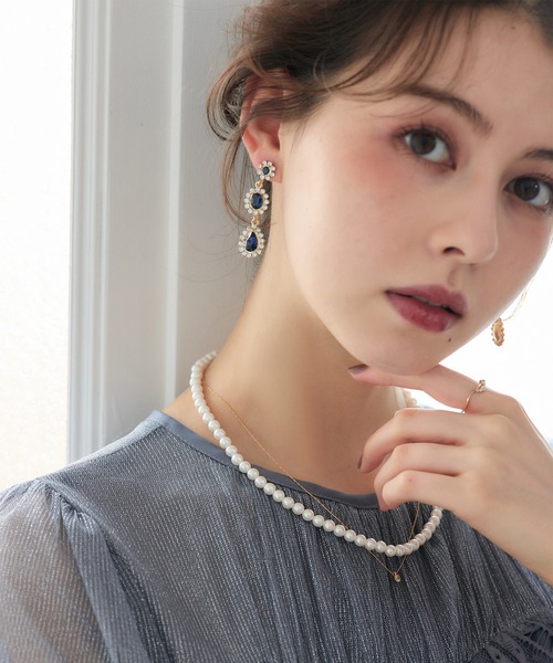 Jolie Toujours(ジョリトゥジュール)の「3連フラワービジューピアス(ピアス(両耳用)・レディース・シルバー/ネイビー/ゴールド・FREE)」の9枚目の写真