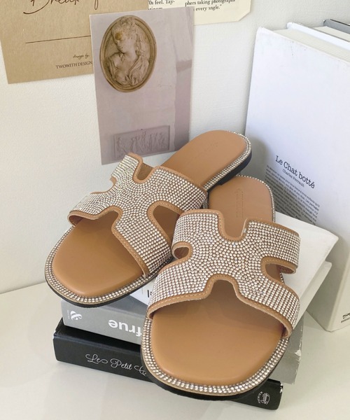 moment+（モーメントプラス）の「ライトストーンクロスストラップサンダル（スリッポン・レディース・シルバー/ブラック・L/M）」の11枚目の写真