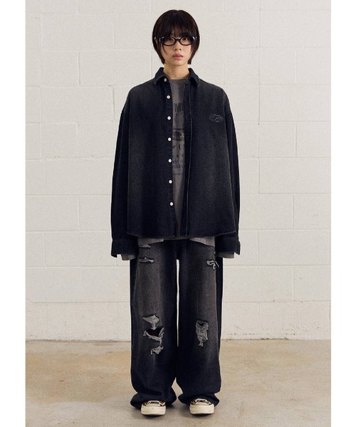 F.ILLUMINATE（フィルミネイト）の「【UNISEX】Filluminate／ストーンウォッシュドシャツ（シャツ/ブラウス・レディース・ブラック/インディゴブルー・MEDIUM/LARGE/SMALL）」の4枚目の写真