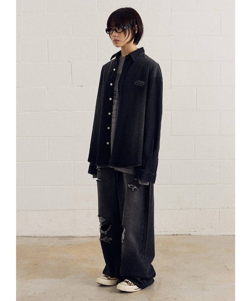 F.ILLUMINATE（フィルミネイト）の「【UNISEX】Filluminate／ストーンウォッシュドシャツ（シャツ/ブラウス・レディース・ブラック/インディゴブルー・MEDIUM/LARGE/SMALL）」の5枚目の写真