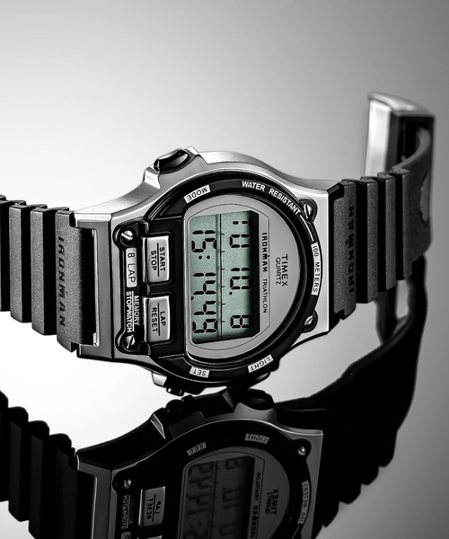 美品 タイメックス 腕時計 トライアスロン IRONMAN アイロンマン クオーツ レディース メンズ TIMEX TIMEX】腕を振ると光る？ 「アイアンマン」が当時のカラーと機能搭載で