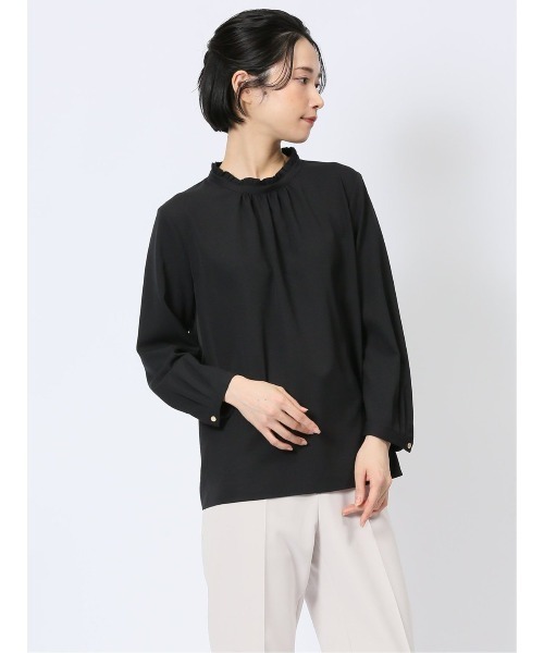 m.f.editorial（エムエフエディトリアル）の「【ストレッチ　マシンウォッシャブル】m.f.エディトリアル レディース ギャザーハイネック 8分袖プルオーバーブラウス（シャツ/ブラウス・レディース・ブラック×ホワイト/ベージュ/ネイビー・MEDIUM/LARGE）」の16枚目の写真