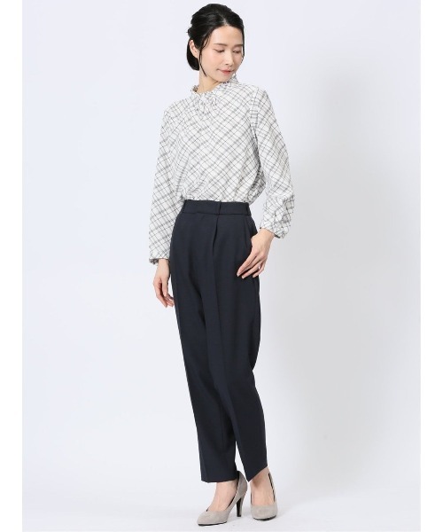 m.f.editorial（エムエフエディトリアル）の「【ストレッチ　マシンウォッシャブル】m.f.エディトリアル レディース ギャザーハイネック 8分袖プルオーバーブラウス（シャツ/ブラウス・レディース・ブラック×ホワイト/ベージュ/ネイビー・MEDIUM/LARGE）」の14枚目の写真