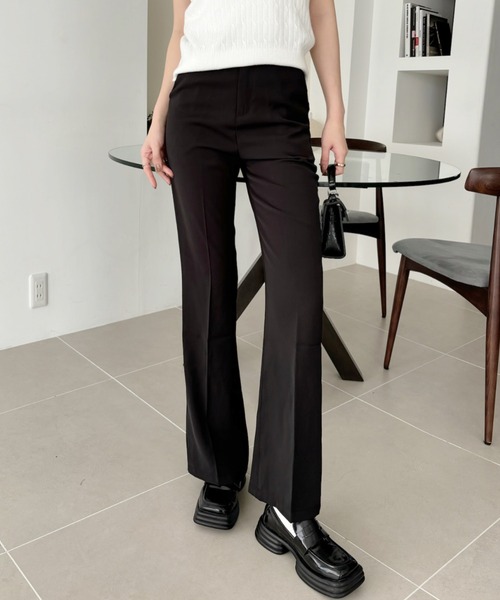 Eclat one(エクラワン)の「【Eclat one】センタープレス ベーシック セミフレアパンツ(スラックス・レディース・ブラウン/ブラック/ホワイト・L/M)」の11枚目の写真