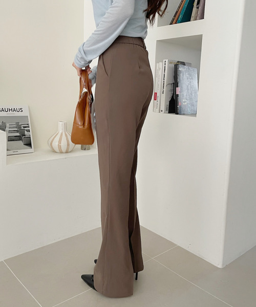 Eclat one(エクラワン)の「【Eclat one】センタープレス ベーシック セミフレアパンツ(スラックス・レディース・ブラウン/ブラック/ホワイト・L/M)」の13枚目の写真