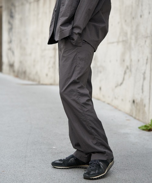 NO NEED(ノーニード)の「タスランナイロンアクティブパンツ/セットアップ可能(その他パンツ・メンズ・ブラック/チャコール/ネイビー・M/L)」の9枚目の写真