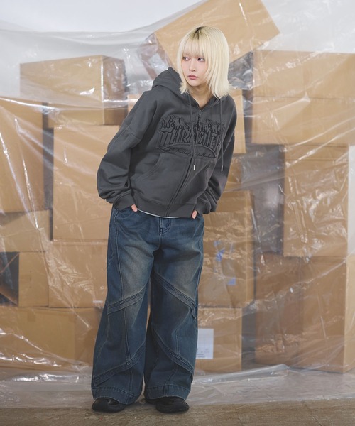 MSG(エムエスジー)の「THRASHER×MSG/スラッシャー 別注 ヘビーウェイト裏毛パッチワーク刺繍ジップアップパーカー(パーカー・メンズ・グレー/ブラック/チャコール・S/M/L/XL)」の12枚目の写真
