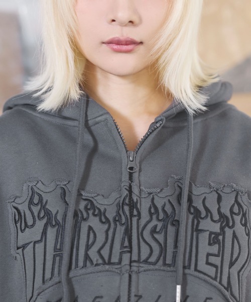 MSG(エムエスジー)の「THRASHER×MSG/スラッシャー 別注 ヘビーウェイト裏毛パッチワーク刺繍ジップアップパーカー(パーカー・メンズ・グレー/ブラック/チャコール・S/M/L/XL)」の16枚目の写真