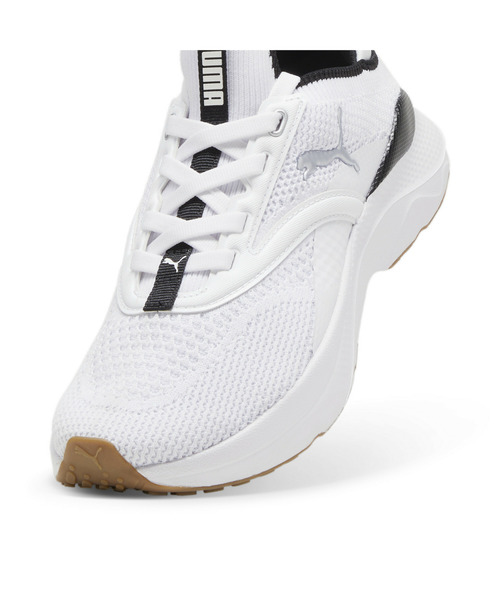 PUMA（プーマ）の「PUMA プーマ ウィメンズ ソフトライド メイブ ランニングシューズ（スニーカー・レディース・ブラック×ホワイト/ホワイト系その他・23.0cm/22.5cm/22.0cm/24.0cm/23.5cm/24.5cm/26.0cm/25.5cm/25.0cm）」の16枚目の写真