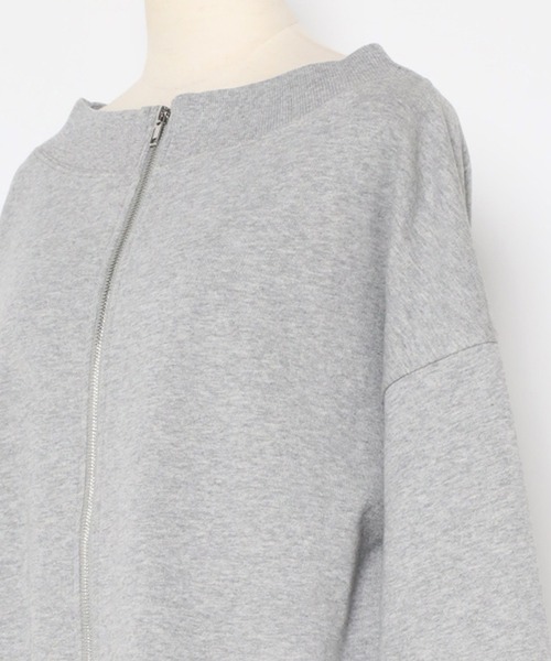 Bonjour Sagan（ボンジュールサガン）の「前後2WAYオフショルダージップスウェット（スウェット・レディース・ブラック/ライトグレー/オフホワイト/ネイビー・FREE）」の17枚目の写真