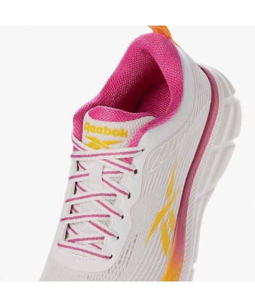 Reebok（リーボック）の「ロード ストライダー / ROAD STRIDER（スニーカー・レディース・パープル/ホワイト/ブラック/グレー/スミクロ/ブラック×レッド/ホワイト×グレー/ブルー/グレー×ピンク・22.5cm/23.0cm/23.5cm/24.5cm/24.0cm/25.0cm/25.5cm/26.0cm/22.0cm）」の17枚目の写真