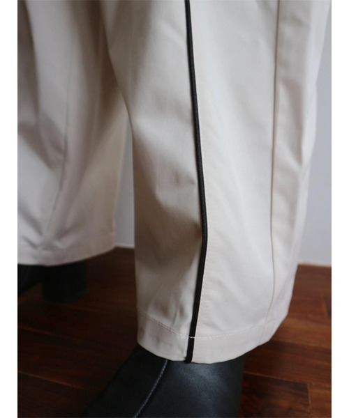 TRUNC（トランクエイティーエイト）の「Piping Curve Pants（その他パンツ・レディース・アイボリー/ネイビー・FREE）」の20枚目の写真