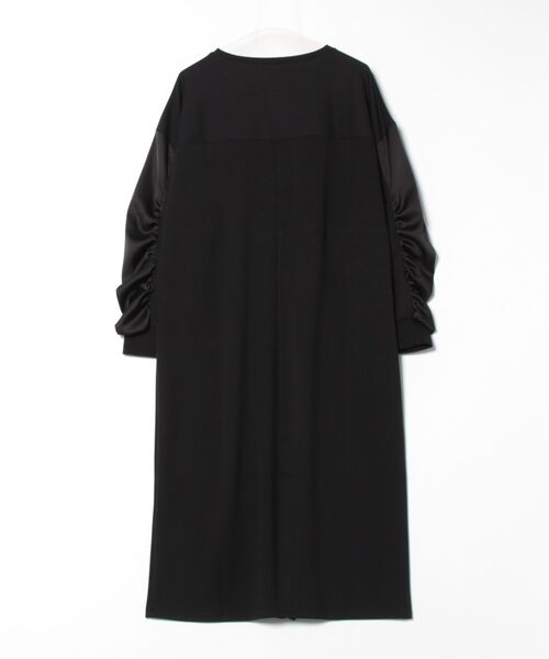 Q（キュー）の「ギャザースリーブドッキングワンピース（ワンピース・レディース・ブラック/ベージュ・MEDIUM）」の10枚目の写真