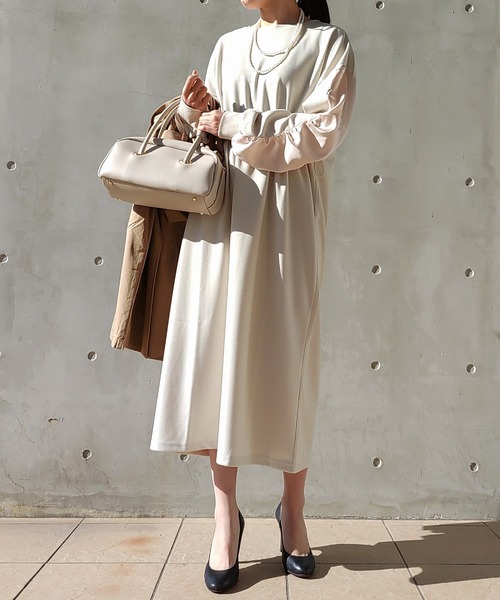 Q（キュー）の「ギャザースリーブドッキングワンピース（ワンピース・レディース・ブラック/ベージュ・MEDIUM）」の4枚目の写真