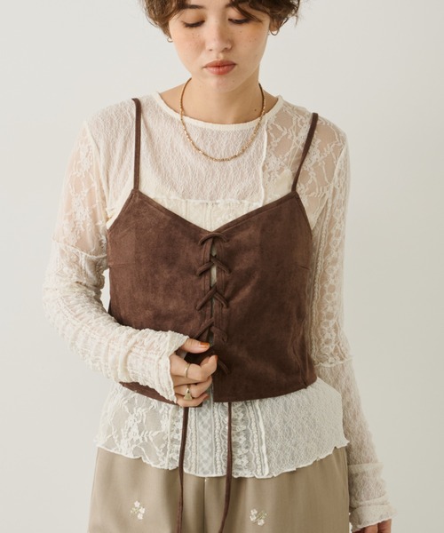 Unitage（ユニテージ）の「レース切り替えロングスリーブトップス（Tシャツ/カットソー・レディース・ブラック/アイボリー・FREE）」の3枚目の写真