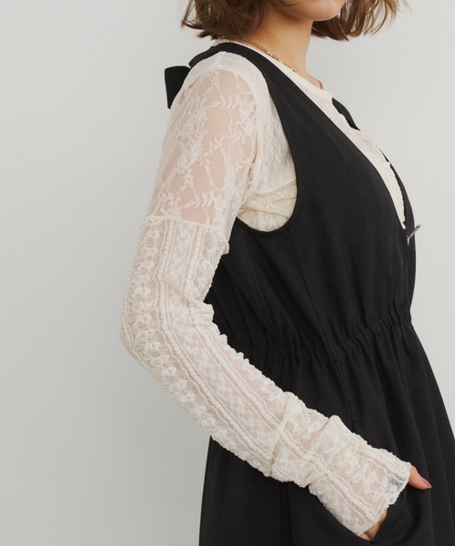 Unitage（ユニテージ）の「レース切り替えロングスリーブトップス（Tシャツ/カットソー・レディース・ブラック/アイボリー・FREE）」の10枚目の写真