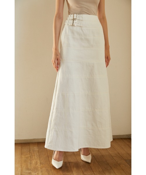 Estella.K(エステラケー)の「Liza Denim Skirt ボーダースウィッチングデニムロングスカート(スカート・レディース・ホワイト/インディゴブルー・SMALL/MEDIUM)」の1枚目の写真