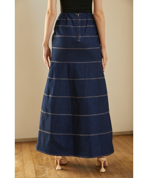 Estella.K(エステラケー)の「Liza Denim Skirt ボーダースウィッチングデニムロングスカート(スカート・レディース・ホワイト/インディゴブルー・SMALL/MEDIUM)」の10枚目の写真