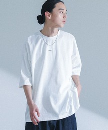 MDR（エムディアール）の「『マルチグラフィック柄オーバーサイズ半袖Ｔシャツ』（Tシャツ/カットソー）」
