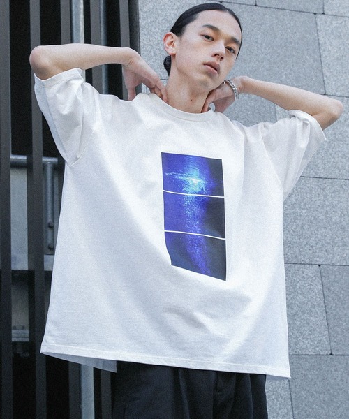 MDR(エムディアール)の「『マルチグラフィック柄オーバーサイズ半袖Tシャツ』(Tシャツ/カットソー・メンズ・ブラック系3/ブラック系1/ホワイト系8/ホワイト系6/ホワイト系5/ホワイト系4/ホワイト系3/ホワイト系2/ホワイト系1/ブラック系8/ブラック系7/ブラック系6/ブラック系4/ホワイト系7/ブラック系5/ブラック系2・M/L)」の6枚目の写真
