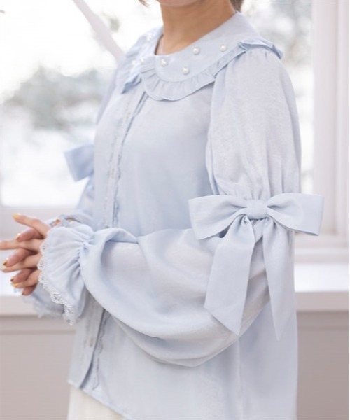 Chalmiere（シャルミエール）の「長袖ヴィンテージサテンブラウス
