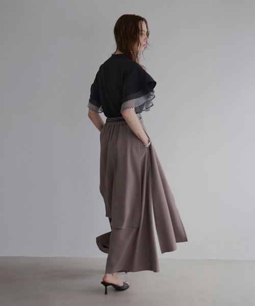 MIELI INVARIANT（ミエリインヴァリアント）の「Wrap Layer Asymmetry Pants（その他パンツ・レディース・ブラック/ブラウン系/ベージュ系・SMALL/MEDIUM）」の8枚目の写真