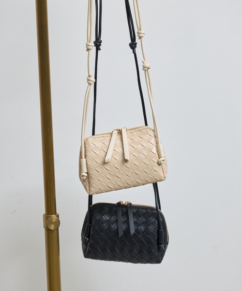 &. NOSTALGIA(アンドドットノスタルジア)の「【ZOZO限定】メッシュショルダーバッグ(ショルダーバッグ・レディース・ベージュ/ブラック・FREE)」の4枚目の写真