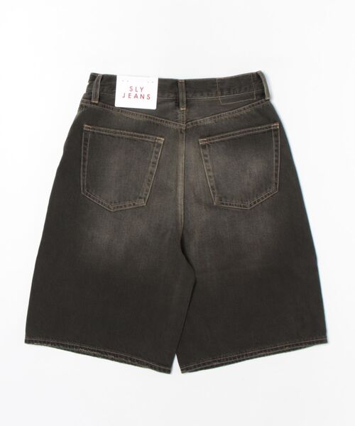 SLY（スライ）の「【ZOZO限定再入荷】TRACY WIDE HALF PT-BE トレイシー ワイド ハーフパンツ ビーイー（デニムパンツ・レディース・ブルー/ブラック・1/0）」の19枚目の写真