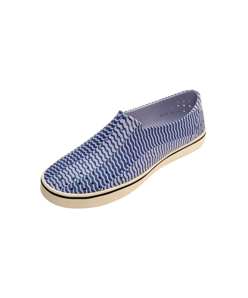 Native(ネイティブ)の「【native Shoes/ネイティブシューズ】Miles Wanderfoam Bloom Print/シューズ/プリント/軽量【WEB限定】(スリッポン・メンズ・パープル・26/27/28)」の5枚目の写真