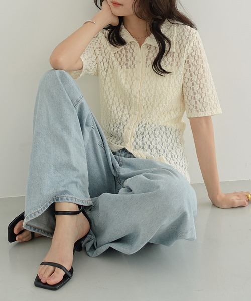Freesia by andme(フリージアバイアンドミー)の「フラワーレース半袖シャツカーディガン(カーディガン/ボレロ・レディース・ブラウン/ブラック/アイボリー・FREE)」の12枚目の写真