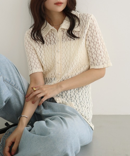 Freesia by andme(フリージアバイアンドミー)の「フラワーレース半袖シャツカーディガン(カーディガン/ボレロ・レディース・ブラウン/ブラック/アイボリー・FREE)」の6枚目の写真