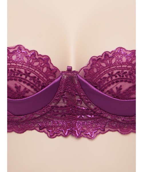 LINGERIEAM(ランジェリアム)の「アイラッシュコード キューティーアップブラ(ブラジャー・レディース・ブラック/ピンク・S/M)」の5枚目の写真