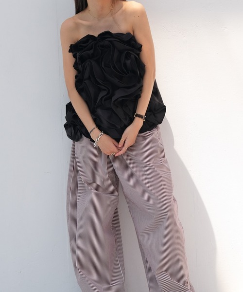 AKTE（アクテ）の「フリルティアードブラウス（シャツ/ブラウス・レディース・ブラック/アイボリー・FREE）」の5枚目の写真