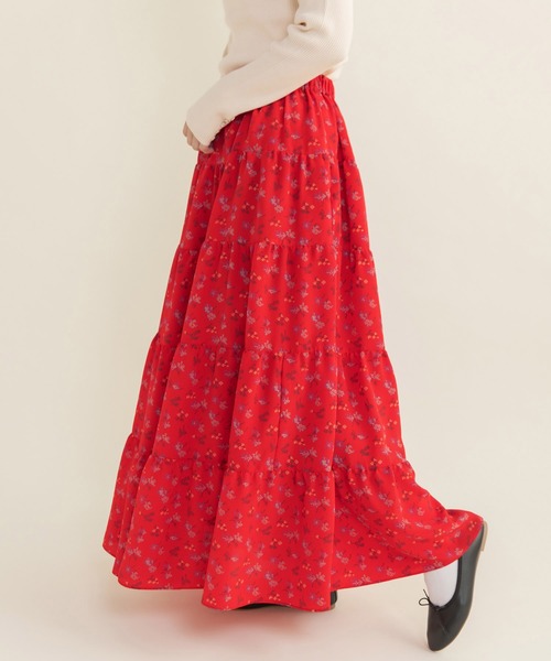 Dot＆Stripes CHILD WOMAN（ドットアンドストライプス　チャイルドウーマン）の「☆クロスフラワープリント ティアードスカート（スカート・レディース・ブラック/レッド・FREE）」の7枚目の写真