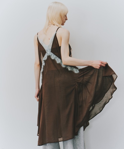 LA BELLE ETUDE(ラベルエチュード)の「バイカラーレースフリルキャミワンピース(ワンピース・レディース・ホワイト/ブラウン/ライトグリーン・FREE)」の11枚目の写真