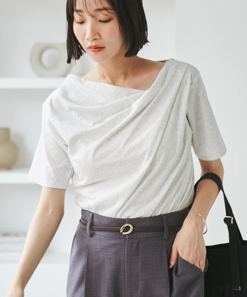 VIS(ビス)の「半袖ドレープカットソー/WEB限定カラー(Tシャツ/カットソー・レディース・オフホワイト/ブラック/ピンク/ブラック系その他/ライトグレー/キナリ/グリーン系その他2・FREE)」の5枚目の写真