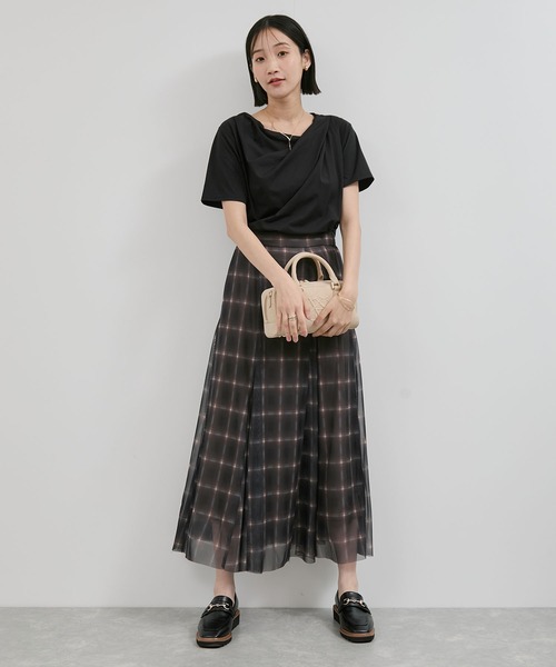 VIS(ビス)の「半袖ドレープカットソー/WEB限定カラー(Tシャツ/カットソー・レディース・オフホワイト/ブラック/ピンク/ブラック系その他/ライトグレー/キナリ/グリーン系その他2・FREE)」の17枚目の写真