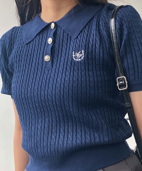 AS KNOW AS plus(アズノゥアズプラス)の「●ワンポイントロゴ刺繍 ケーブルニットポロ(ポロシャツ・レディース・シルバー/オフホワイト/ネイビー/ホワイト系・FREE)」の19枚目の写真